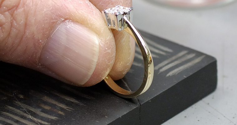 Touch testing a ring