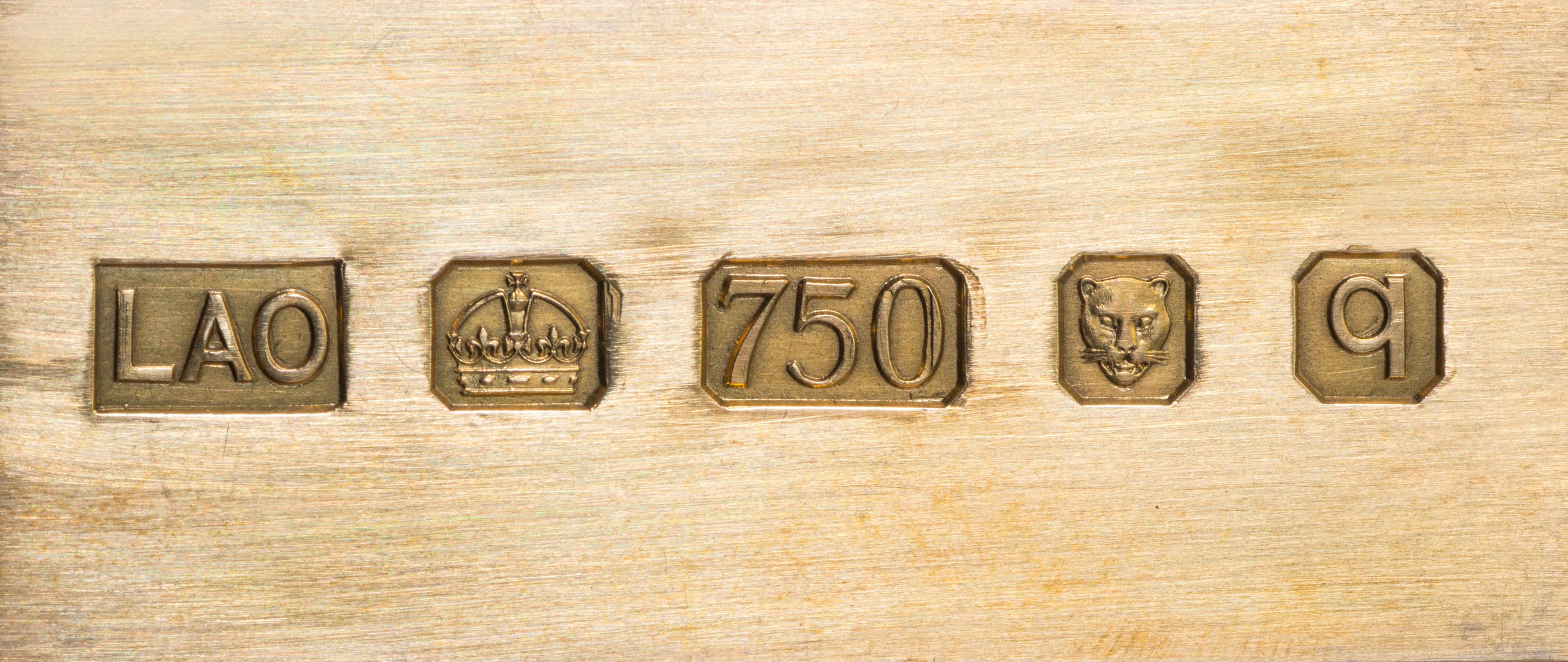 18ct gold hallmark