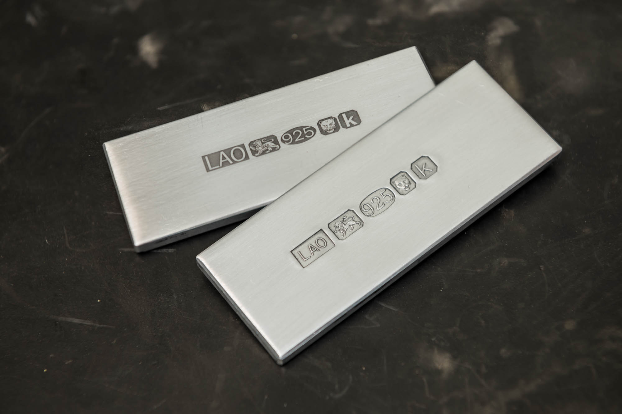 Comparison of laser mark (back sample) and struck mark (front sample)