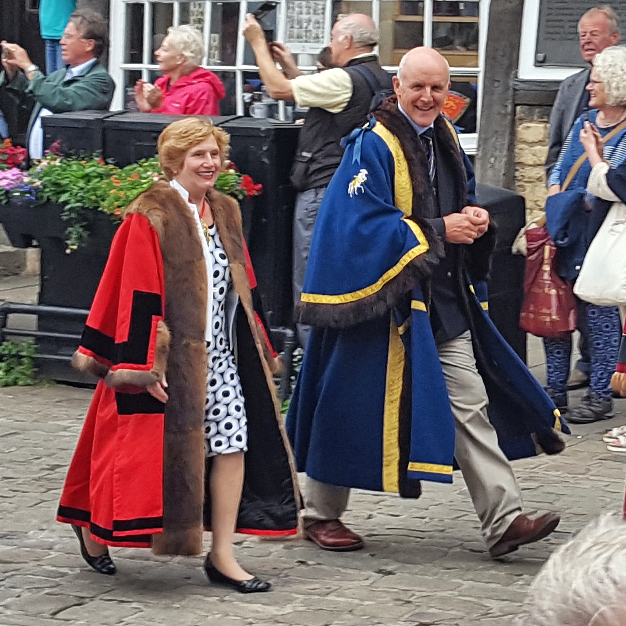 Prime Warden Judith Cobham-Lowe takes part in the procession alongside John Robinson, Prime Warden of the Worshipful Company of Saddlers