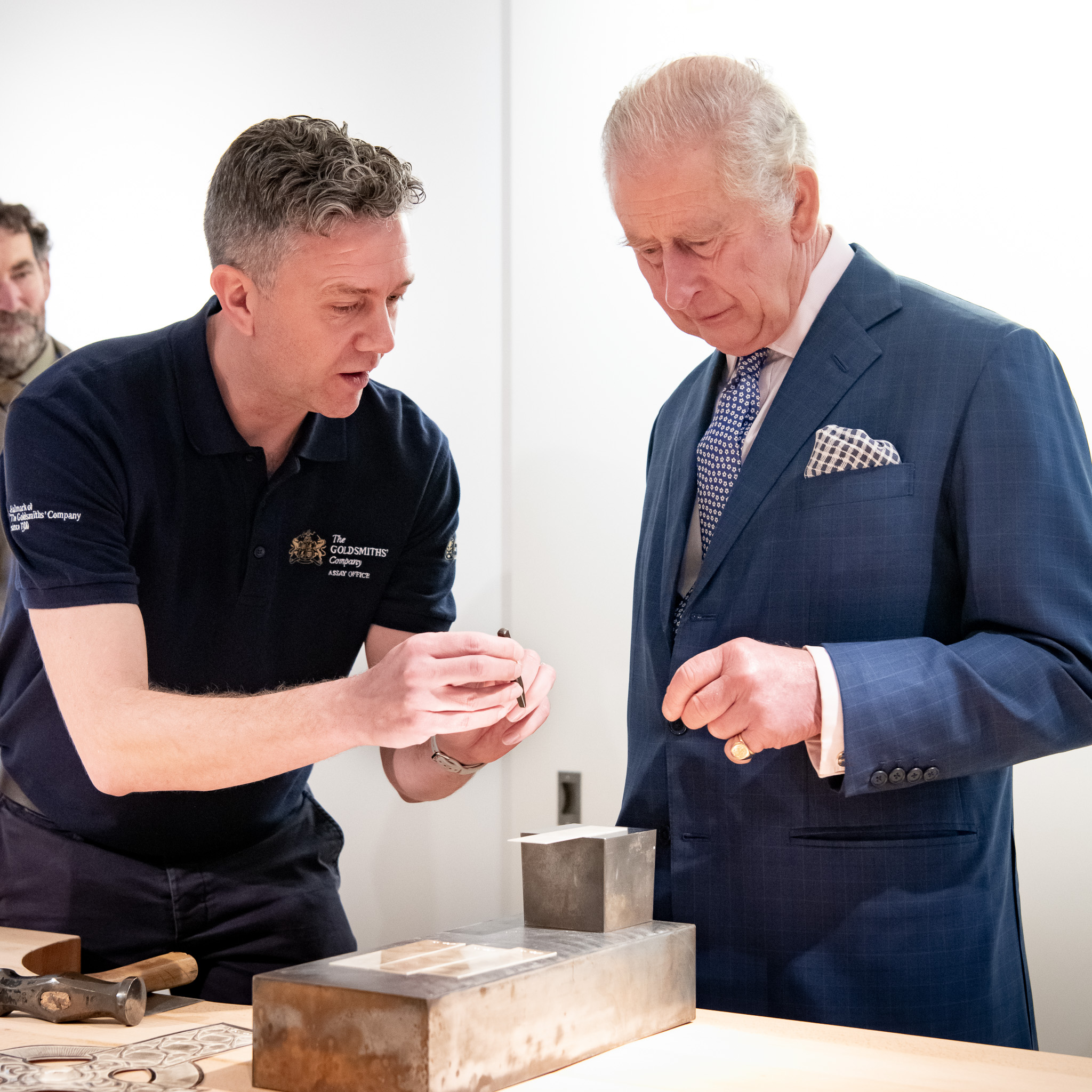 Adam Phillips from the Goldsmiths' Company Assay Office with King Charles III, Photographer Julia Skupny, 2022